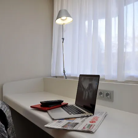 Design & Restaurant Nantes 3* 생트 루스 쉬르 루와르