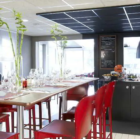 Отель Design & Restaurant Nantes